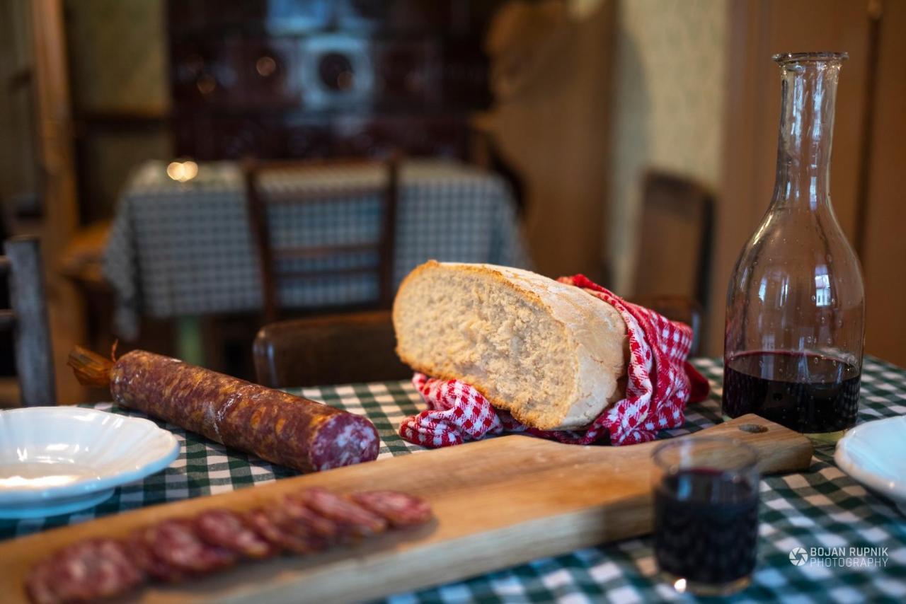 Notranjska Hisa - Traditional Country House, Close To The World Attraction Cerknica Lake Begunje pri Cerknici Ngoại thất bức ảnh